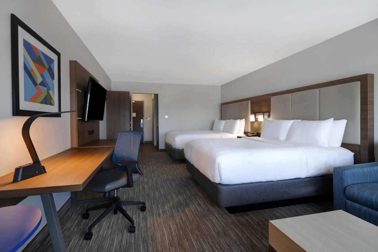 Holiday Inn Express & Suites - Ann Arbor - University South By Ihg Buitenkant foto