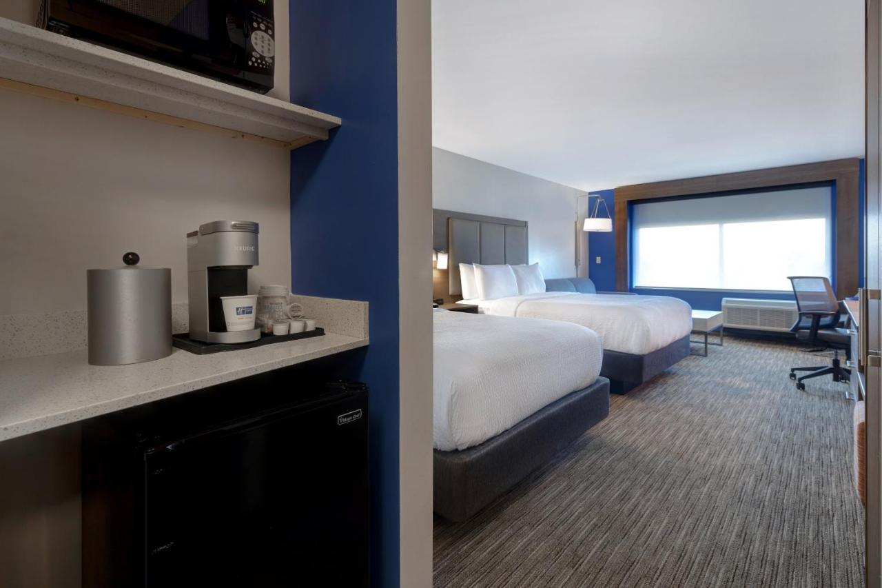 Holiday Inn Express & Suites - Ann Arbor - University South By Ihg Buitenkant foto