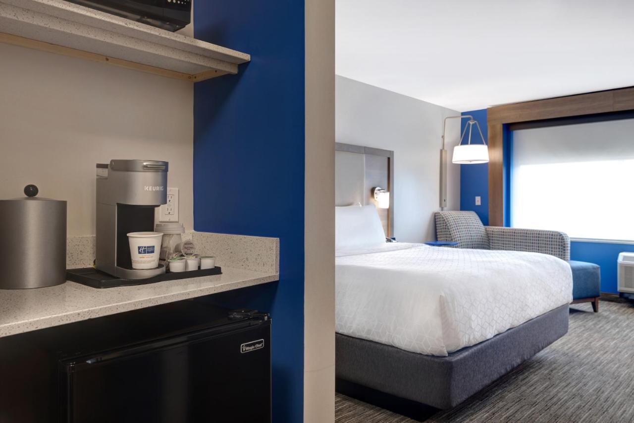 Holiday Inn Express & Suites - Ann Arbor - University South By Ihg Buitenkant foto