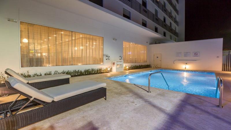 Holiday Inn Express & Suites - Ann Arbor - University South By Ihg Buitenkant foto